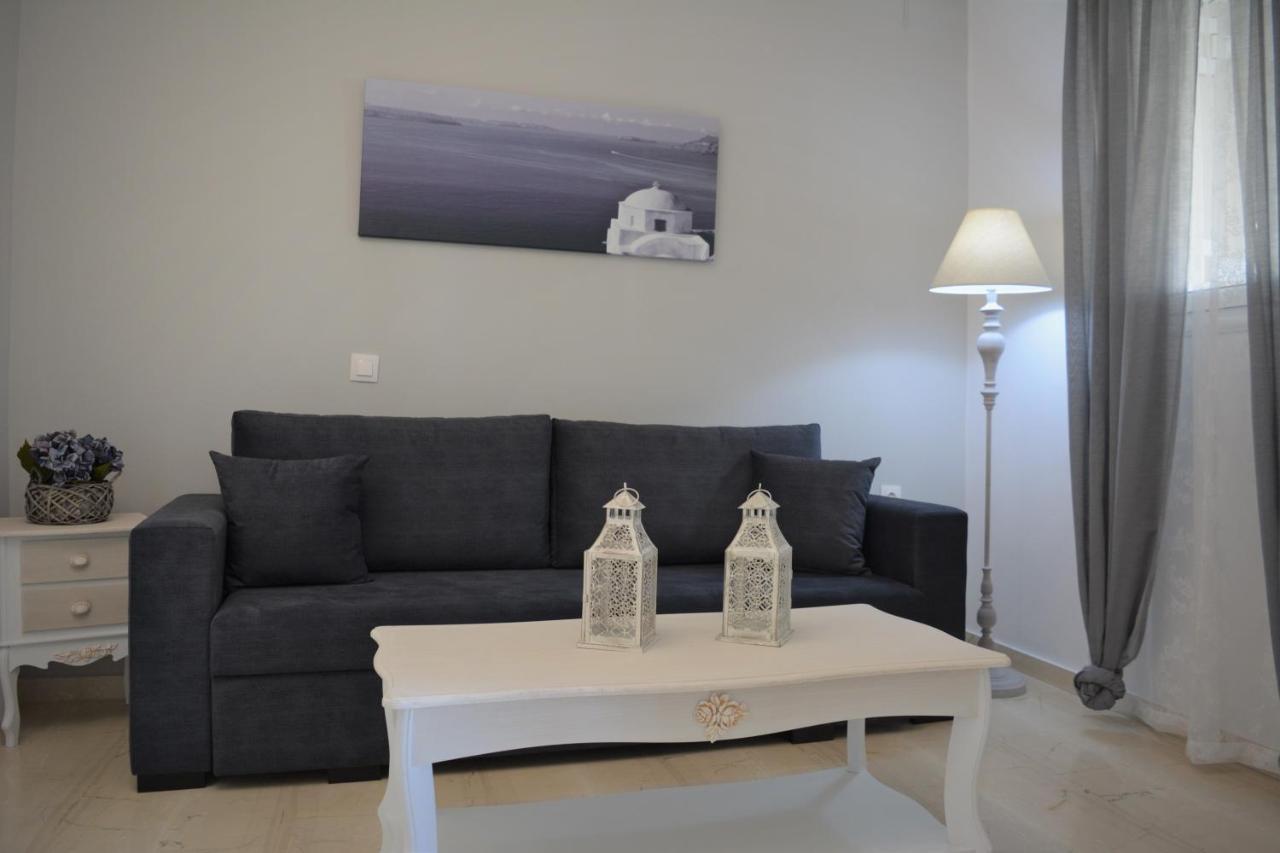 شقة Anezinas Place بيريسا المظهر الخارجي الصورة