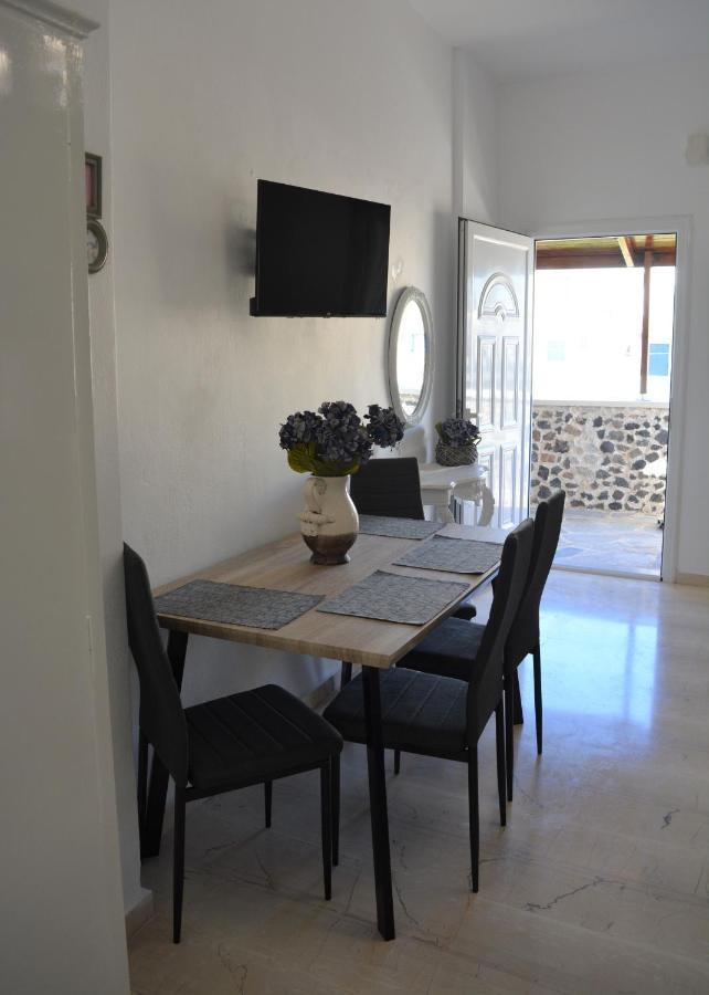 شقة Anezinas Place بيريسا المظهر الخارجي الصورة