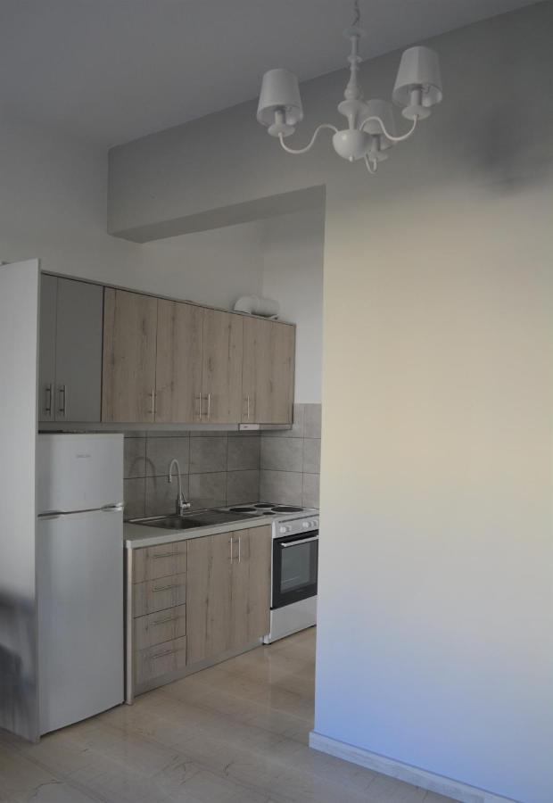 شقة Anezinas Place بيريسا المظهر الخارجي الصورة
