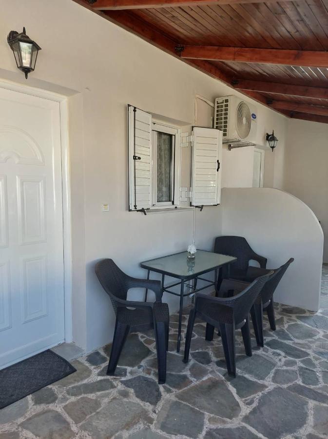 شقة Anezinas Place بيريسا المظهر الخارجي الصورة