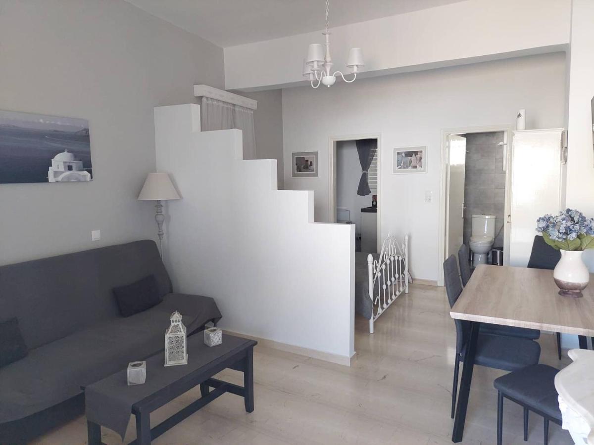 شقة Anezinas Place بيريسا المظهر الخارجي الصورة